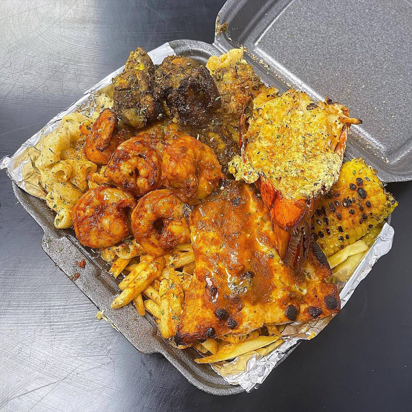 Bando Boxes Halal Halo Taking you to Foodie Heaven